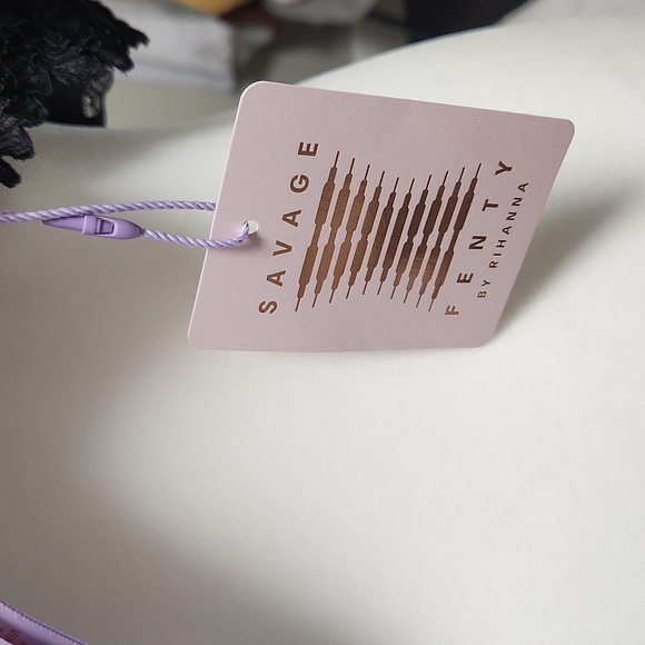 NWT Savage Fenty Black Lace Bra - Picture 5 of 8